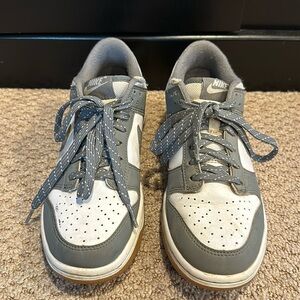 Kids size 5.5Y Nike
